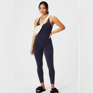{Fabletics} Cloud Seamless Bodysuit